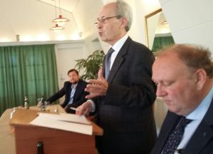 Direktøren forklarer regnskabet